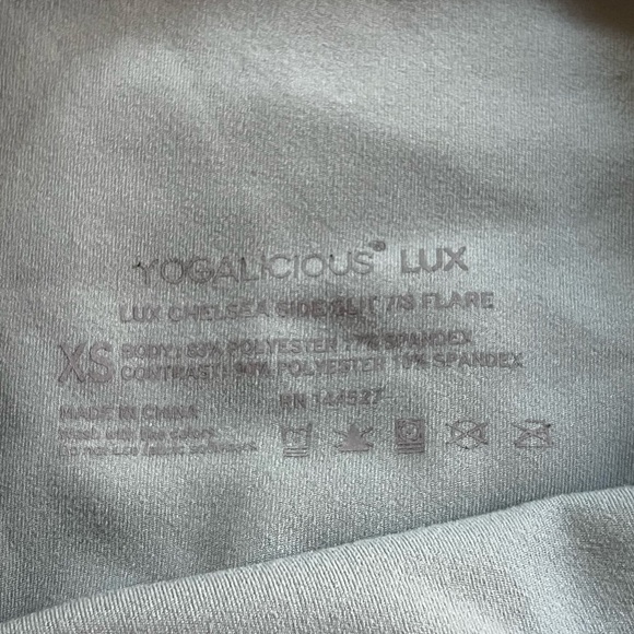 Flared Yogalicious Lux Leggings - Picture 2 of 4